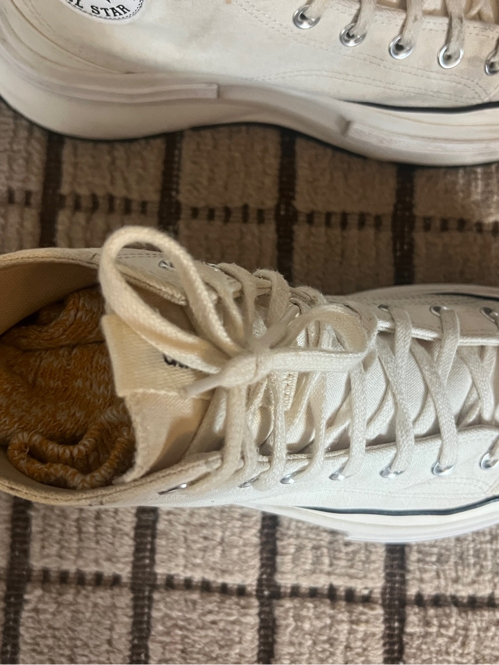 Converse Off-White Chuck 70 AT-CX Sneakers - Picture 4 of 11